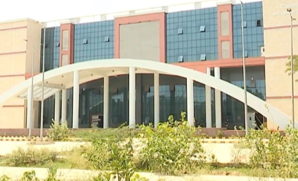 Delay in Operationalising Cancer Care Unit at MKCG Hospital Leaves Patients Without Advanced Treatment